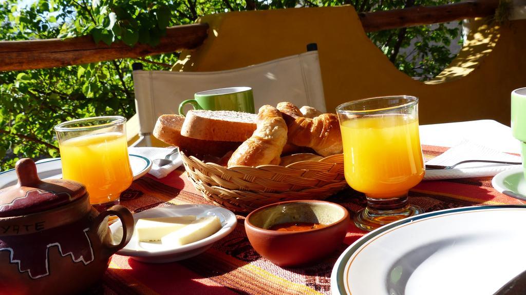 La Montana Bed and Breakfast Cafayate Exteriör bild